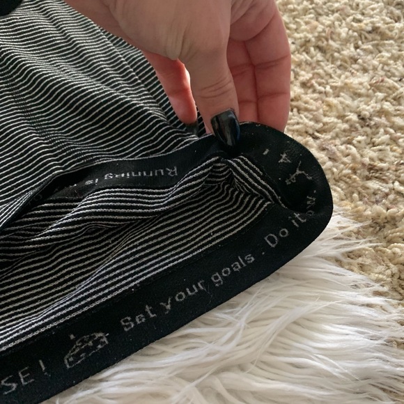 Lululemon tanks - Picture 4 of 5